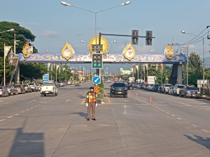 อำนวยความสะดวกและจัดการจราจรกิจกรรม งานเดิน ปั่น วิ่ง ป้องกันอัมพาต ครั้งที่ 10