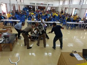 ร่วมเป็นวิทยากรให้ความรู้และฝึกยุทธวิธีการควบคุมบุคคลคลุ้มคลั่ง