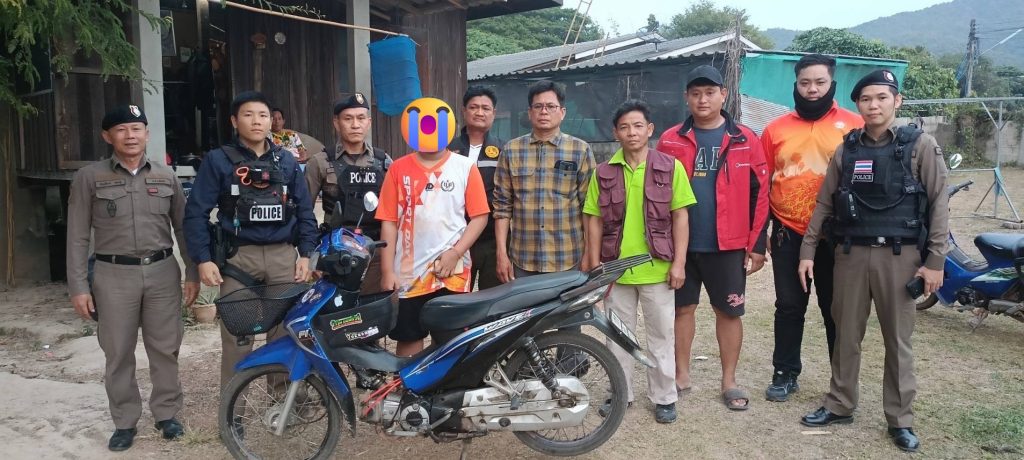 ตรวจสอบบุคคลที่มีพฤติการณ์ ขับรถส่งเสียงดัง