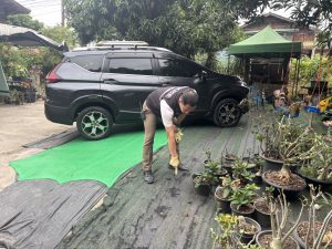 ตรวจที่เกิดเหตุลูกเหล็กปริศนายิงใส่กระจกรถยนต์