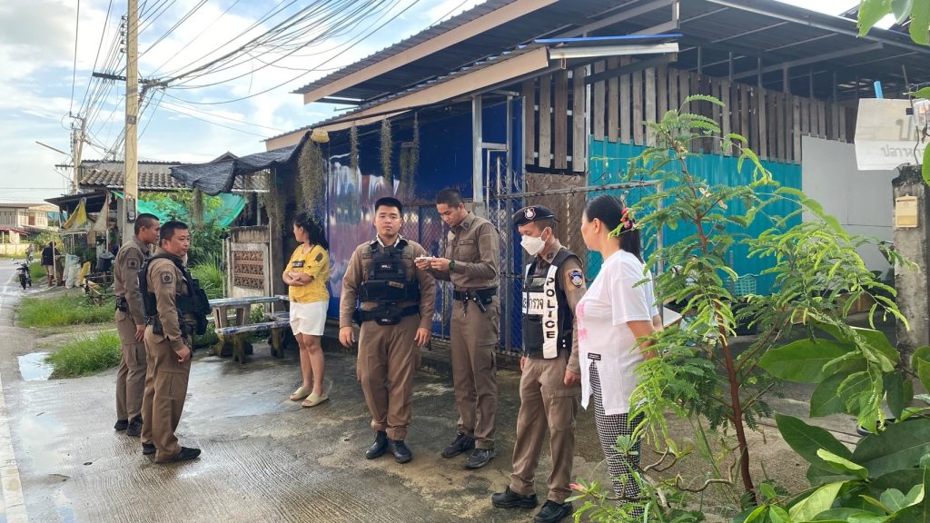 ชุดสายตรวจ สภ.ดอกคำใต้ ออกตรวจสอบ เหตุทะเลาะวิวาทที่บ้านบุญเรือง ต.บุญเกิด อ.ดอกคำใต้ จ.พะเยา