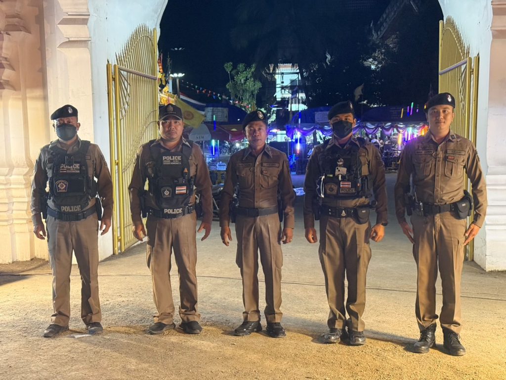 ชุดสายตรวจ ปฏิบัติหน้าที่รักษาความปลอดภัย ในพิธีฌาปนกิจศพ แม่ชีคำปุ๋ย ไชยวงศ์ วันที่ 1